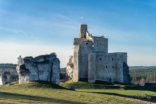 Zamek w Mirowie - XIV-wieczna warownia Jury Krakowsko-Częstochowskiej