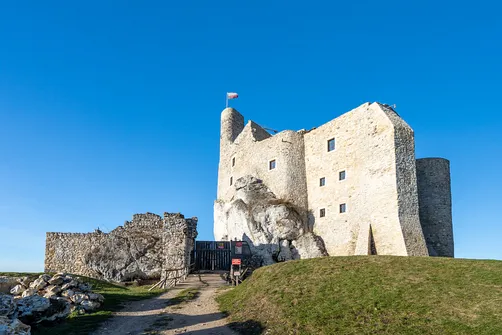 Zamek w Mirowie - XIV-wieczna warownia Jury Krakowsko-Częstochowskiej