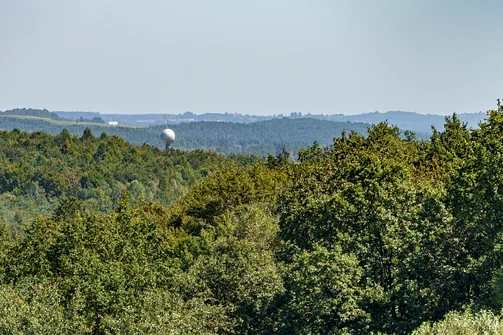 Glinianki - wzniesienie Grzyw Korzeczkowskich w Górach Świętokrzyskich