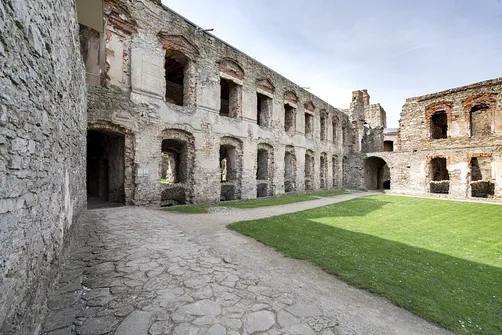 Zamek Krzyżtopór w Ujeździe