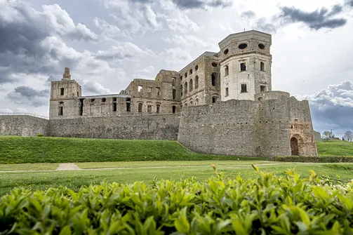 Zamek Krzyżtopór w Ujeździe