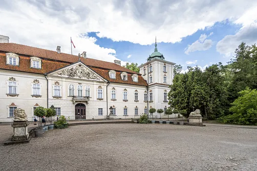 Pałac w Nieborowie - barokowa rezydencja z malowniczym ogrodem