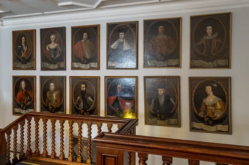 Pałac w Nieborowie - barokowa rezydencja z malowniczym ogrodem