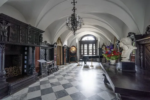 Pałac w Nieborowie - barokowa rezydencja z malowniczym ogrodem