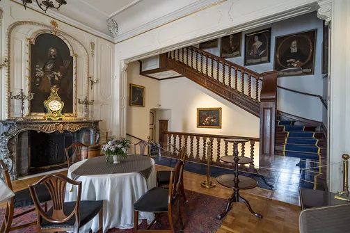 Pałac w Nieborowie - barokowa rezydencja z malowniczym ogrodem