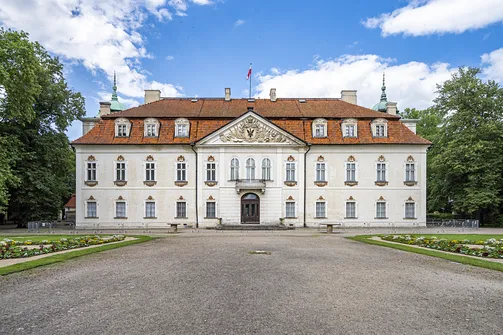 Pałac w Nieborowie - barokowa rezydencja z malowniczym ogrodem