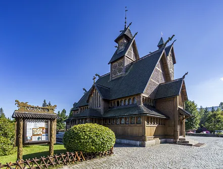 Świątynia Wang w Karpaczu - największa atrakcja Karpacza