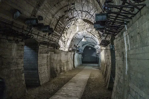 Podziemia Zamku Książ - sekretne korytarze pełne tajemnic