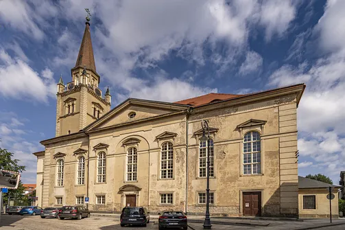 Kościół Zbawiciela w Wałbrzychu – klasycyzm autorstwa Langhansa