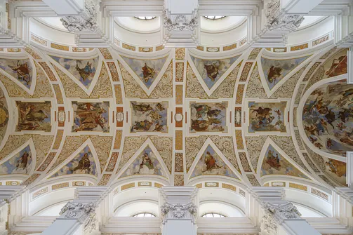 Opactwo i sanktuarium w Krzeszowie - arcydzieło barokowej architektury