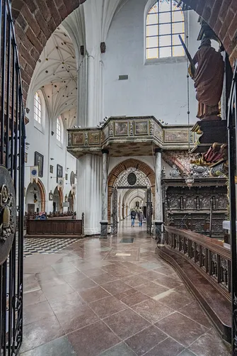 Archikatedra Oliwska w Gdańsku - najdłuższy kościół w Polsce