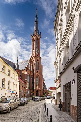 Neogotycka kolegiata Matki Bożej Bolesnej w Wałbrzychu