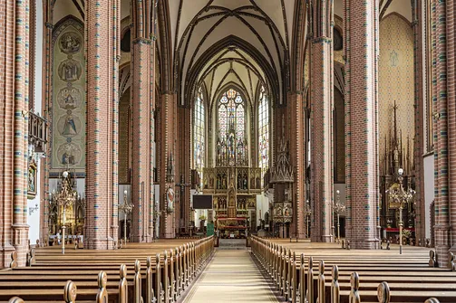 Neogotycka kolegiata Matki Bożej Bolesnej w Wałbrzychu