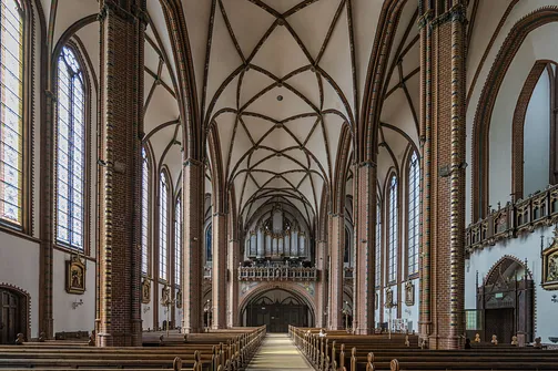 Neogotycka kolegiata Matki Bożej Bolesnej w Wałbrzychu