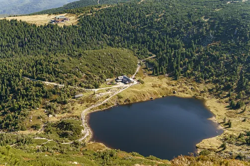 Strzecha Akademicka, Samotnia i Mały Staw