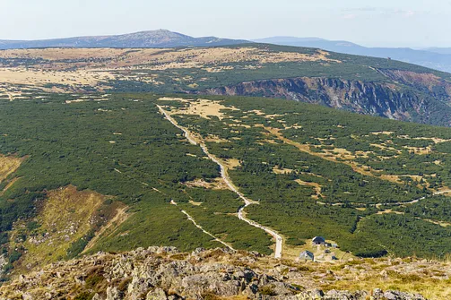 Śnieżka z Karpacza przez Pielgrzymy, Słonecznik i trzy karkonoskie schroniska