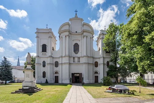 Kościół Matki Bożej Łaskawej i św. Wojciecha w Łowiczu
