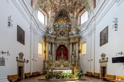 Kościół Matki Bożej Łaskawej i św. Wojciecha w Łowiczu