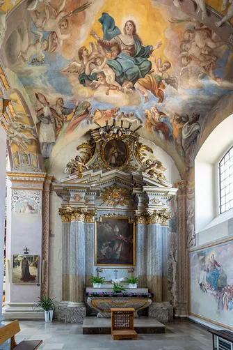 Kościół Matki Bożej Łaskawej i św. Wojciecha w Łowiczu