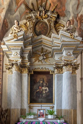 Kościół Matki Bożej Łaskawej i św. Wojciecha w Łowiczu