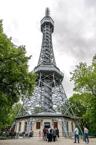 Praga - stolica Czech nad Wełtawą