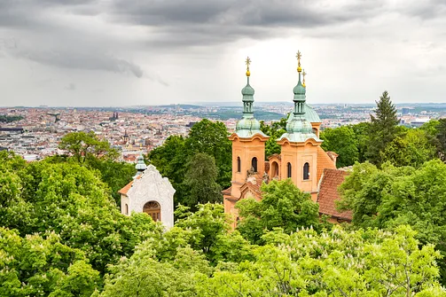Praga - stolica Czech nad Wełtawą