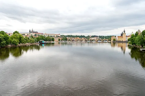 Praga - stolica Czech nad Wełtawą