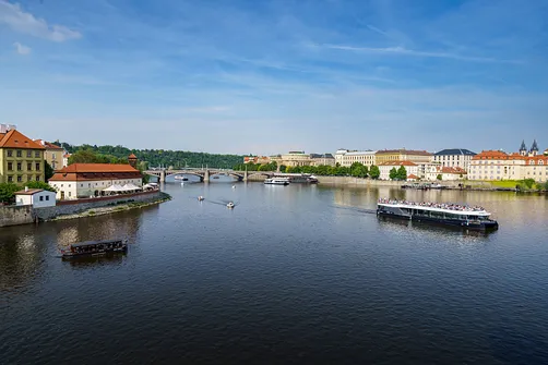 Praga - stolica Czech nad Wełtawą