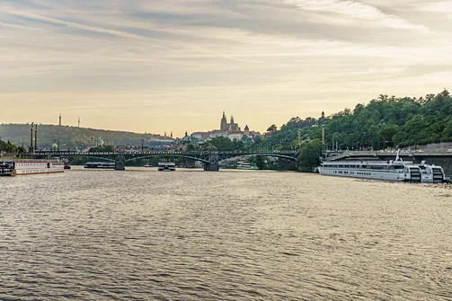 Praga - stolica Czech nad Wełtawą