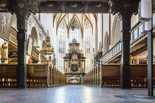 Bazylika św. Jana Apostoła w Oleśnicy 