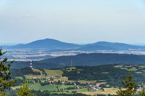 Borowa - trasa z Wałbrzycha przez Mały Wołowiec, Wołowiec i Kozioł