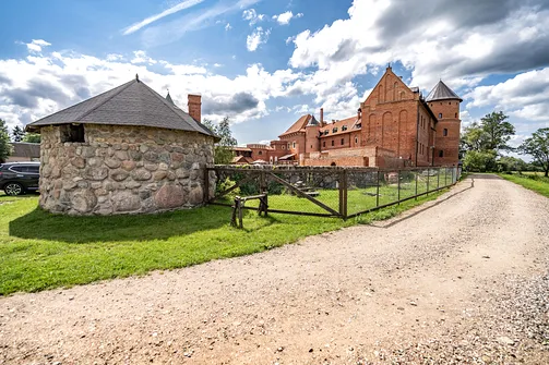 Zamek w Tykocinie - królewska rezydencja nad Narwią