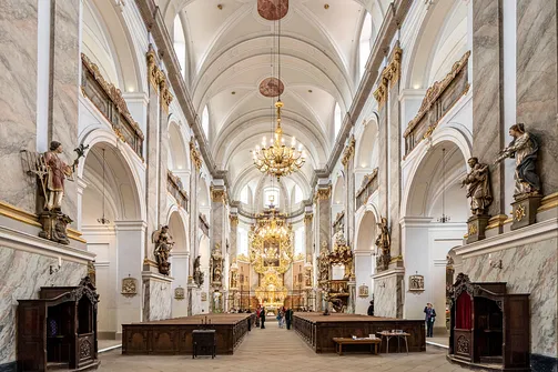 Bazylika w Bardzie – Sanktuarium Matki Bożej Strażniczki Wiary Świętej