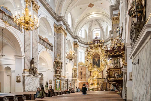 Bazylika w Bardzie – Sanktuarium Matki Bożej Strażniczki Wiary Świętej