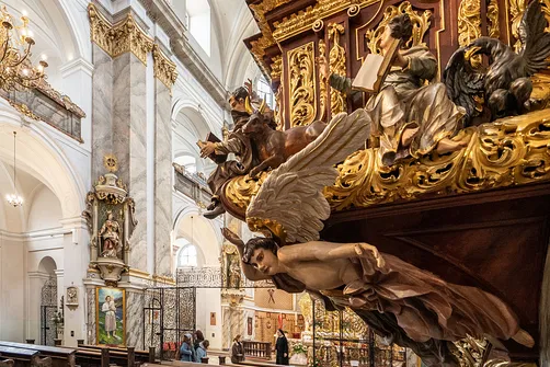 Bazylika w Bardzie – Sanktuarium Matki Bożej Strażniczki Wiary Świętej