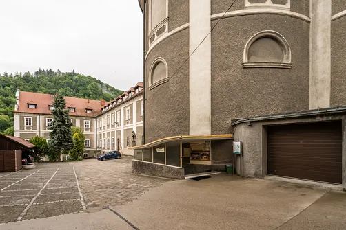 Bazylika w Bardzie – Sanktuarium Matki Bożej Strażniczki Wiary Świętej