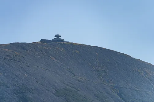 Skocznia Orlinek - widok na Śnieżkę