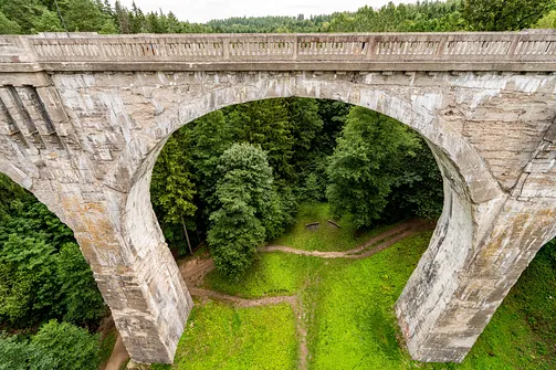 Wiadukty w Stańczykach - pomnik nieukończonej kolei