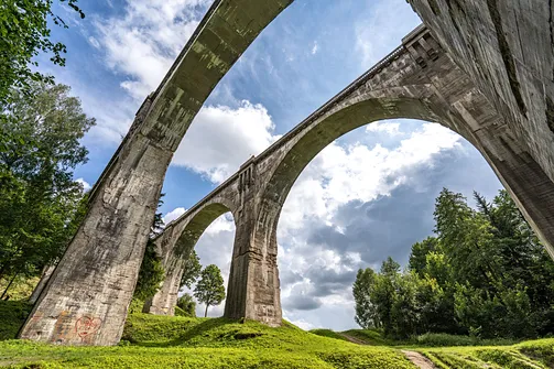 Wiadukty w Stańczykach - pomnik nieukończonej kolei