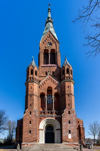 Kościół Najświętszego Serca Pana Jezusa w Parznie