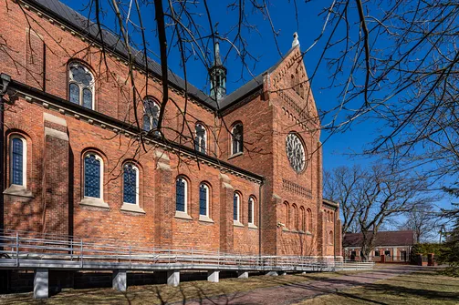 Kościół Najświętszego Serca Pana Jezusa w Parznie