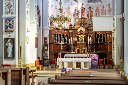 Kościół Najświętszego Serca Pana Jezusa w Parznie