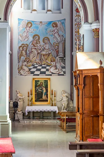 Kościół Najświętszego Serca Pana Jezusa w Parznie
