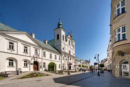 Kościół Świętego Krzyża w Rzeszowie - Sanktuarium Matki Bożej Szkaplerznej