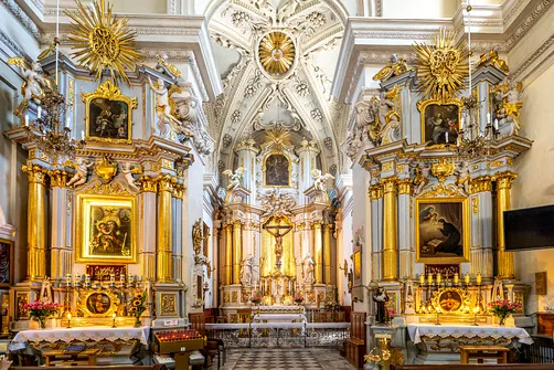 Kościół Świętego Krzyża w Rzeszowie - Sanktuarium Matki Bożej Szkaplerznej