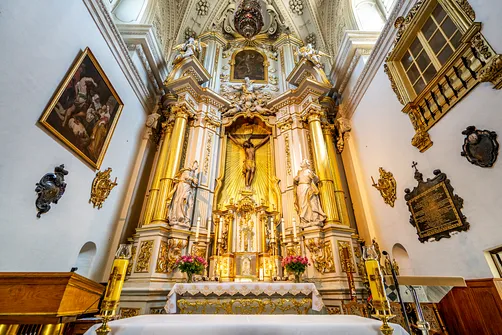 Kościół Świętego Krzyża w Rzeszowie - Sanktuarium Matki Bożej Szkaplerznej