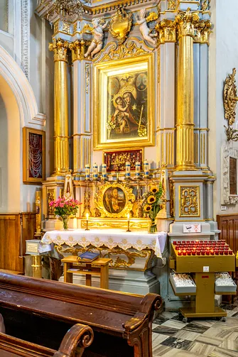 Kościół Świętego Krzyża w Rzeszowie - Sanktuarium Matki Bożej Szkaplerznej