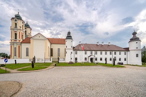 Zespół podominikański z bazyliką Nawiedzenia Najświętszej Maryi Panny w Sejnach.