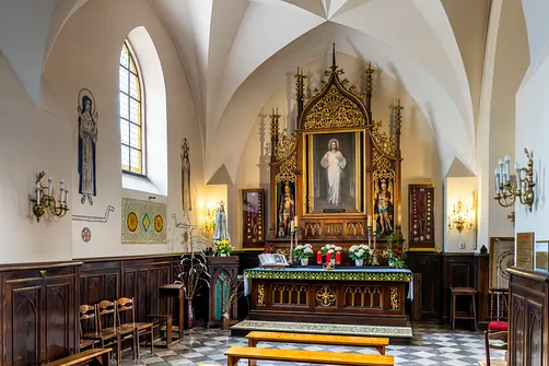 Kaplica z ołtarzem Jezusa Miłosiernego w radomskiej świątyni farnej.