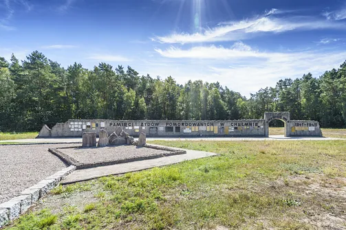 Obóz zagłady Kulmhof w Chełmnie nad Nerem. 